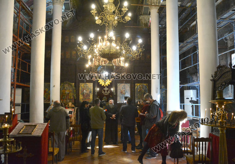 Реставрират стенописите на църквата „Св. Архангел Михаил“ в Хасково