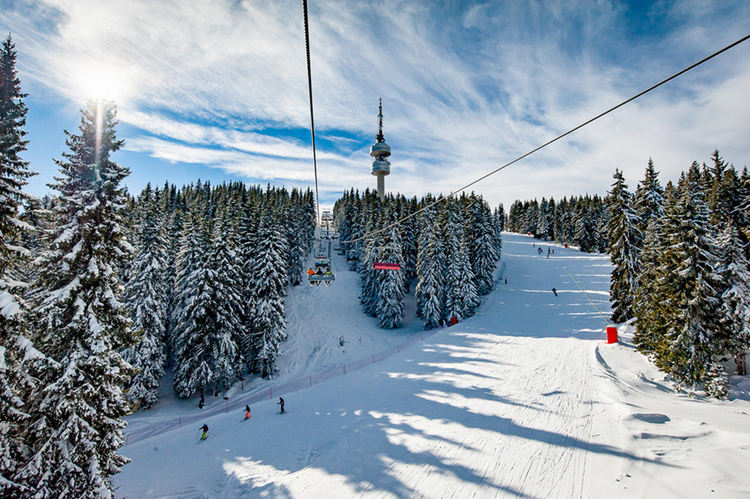 В Пампорово се спазват всички възможни мерки, браншът не би понесъл още едно пълно затваряне