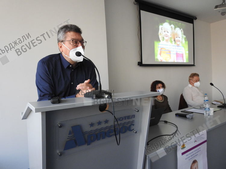 Д-р Борислав Миланов открива форума