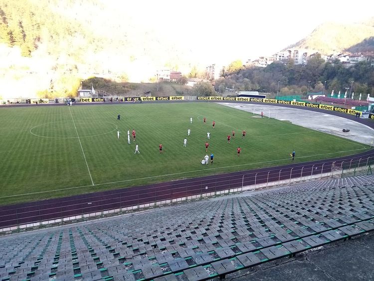 Футболистите на "Родопа" спечелиха домакинския си мач