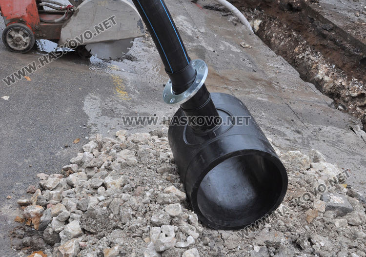 Свързват новия водопровод на Кърджалийска към стария, центърът на Хасково без вода