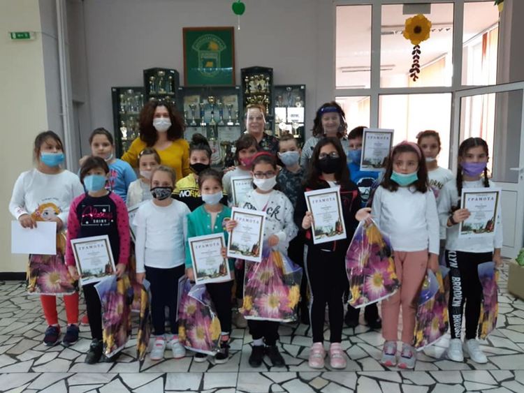 53 наградени алековци в първия кръг на националното състезание на СБНУ „Аз рисувам“