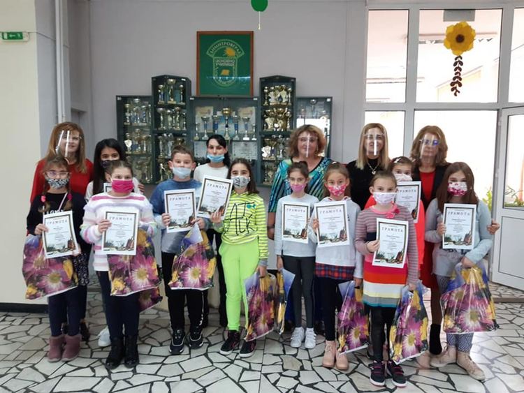 53 наградени алековци в първия кръг на националното състезание на СБНУ „Аз рисувам“