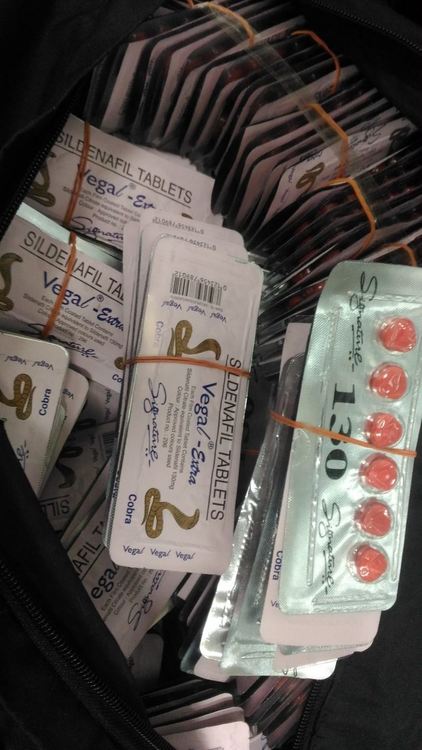 Откриха голямо количество сексуални стимуланти в камион на границата