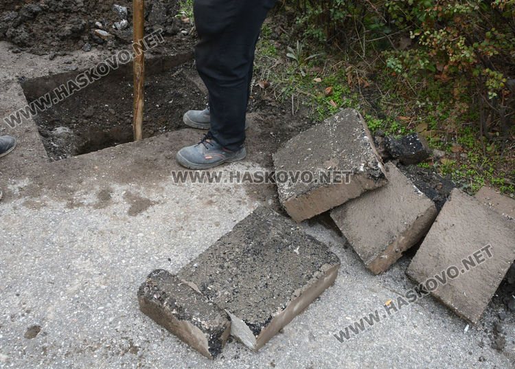 Разровиха бетонираните шахти по „Васил Левски“ заради наводненията по „Дунав“