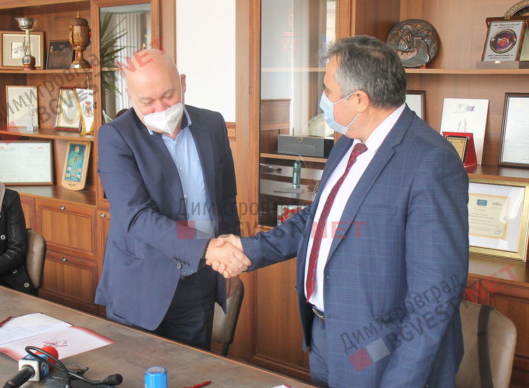 Болницата в Димитровград очаква мед. сестри от Тракийския университет след споразумение