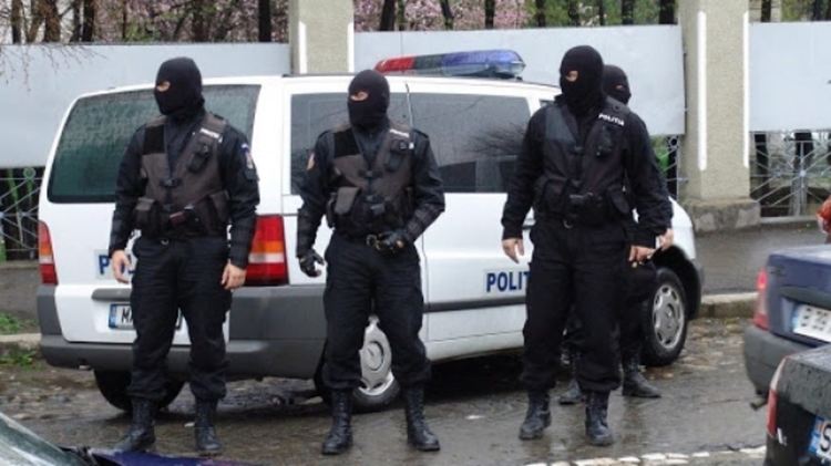 Mащабна операция в Румъния срещу престъпни лидери, върнали се от чужбина заради пандемията