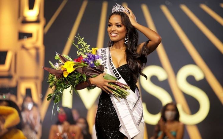 Коронясаха Miss USA 2020