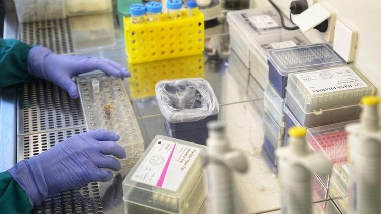 Майка ми има COVID-19. И хаосът започна