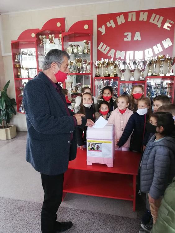 Второкласници с мил жест за Васко