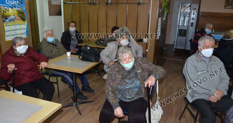 Засадиха дръвче в Хасково за Световния ден за борба с диабета