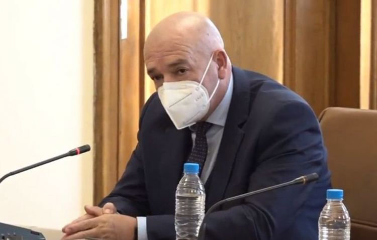 Ген. Мутафчийски: Смущаващо е, че ще се сдобием с толкова голям брой ваксини и на такава огромна цена