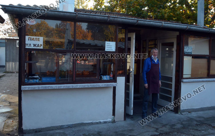 Димитровградският пазар опустя по време на пандемията от Ковид-19