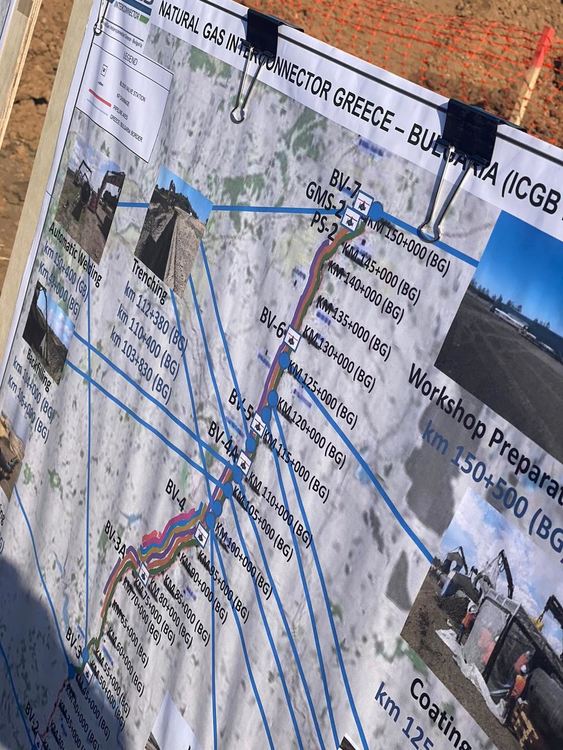 Министър-председателят инспектира газопровода България - Гърция край Димитровград