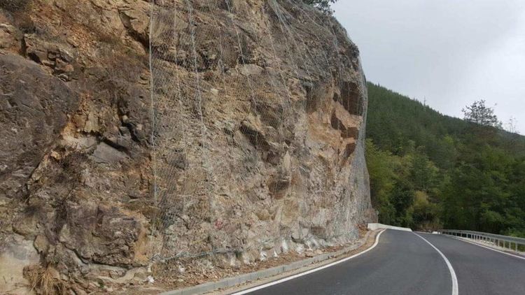 Ремонтираният път Смолян-Широка лъка-Девин официално влезе в експлоатация