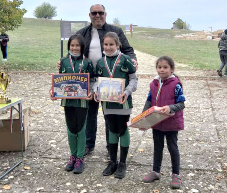 7 медала за хасковските ориентировачи от последното за сезона състезание