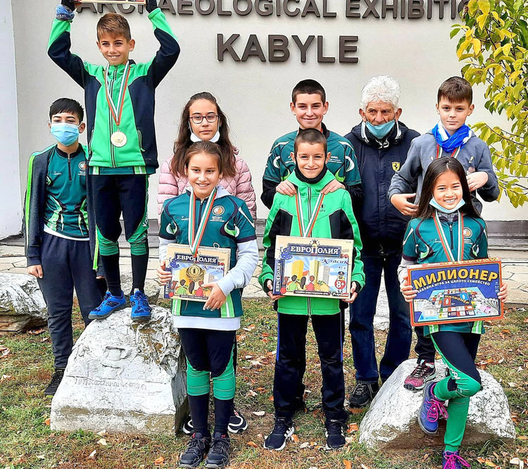 7 медала за хасковските ориентировачи от последното за сезона състезание