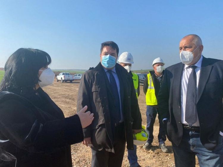 На 1 януари следващата година в България ще влезе азерски газ, заяви Борисов