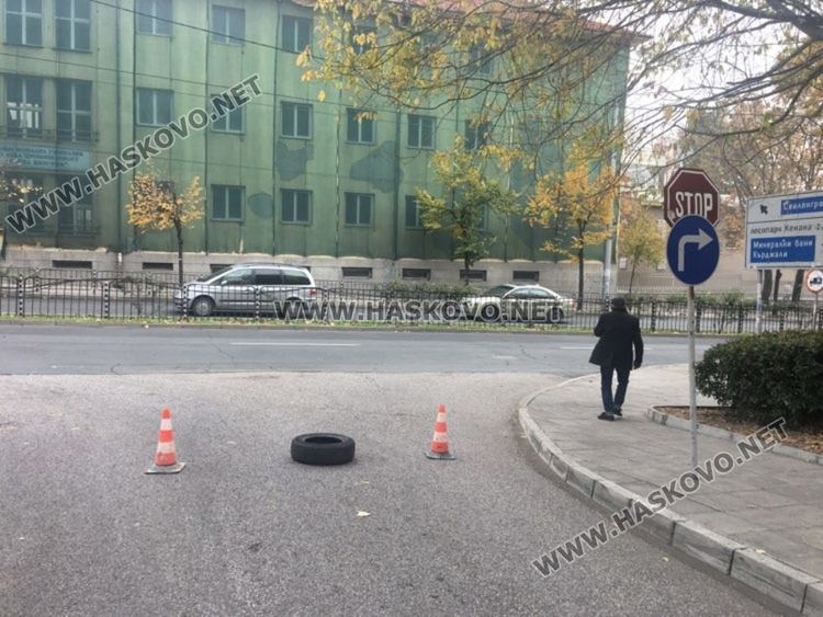 Хасковлии: Коли пердашат през бордюрите на „Раковски“