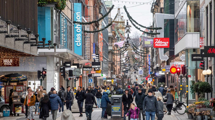 Новата реалност: Швеция затегна мерките срещу коронавируса