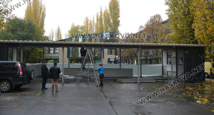 Премахват изградените конструкции над реката заради нарушения