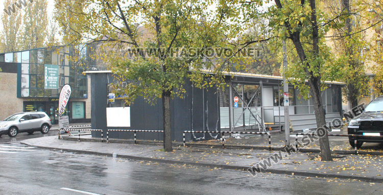 Премахват изградените конструкции над реката заради нарушения