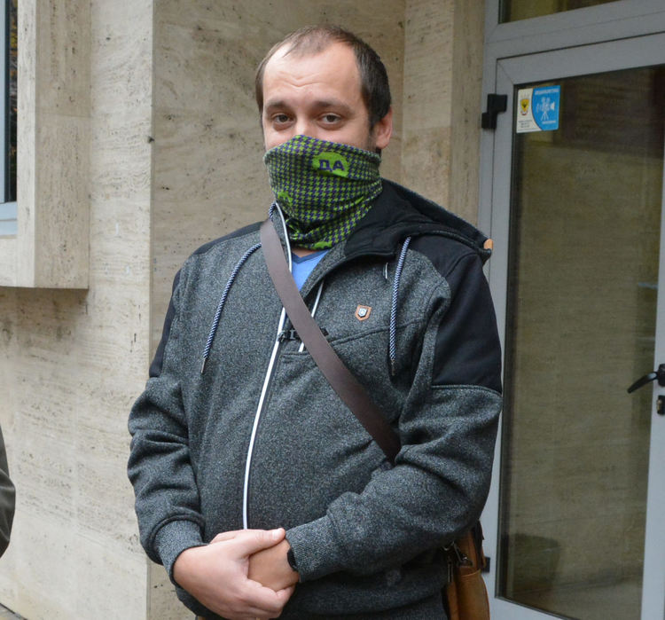 Стоянов е завел дело в Административния съд