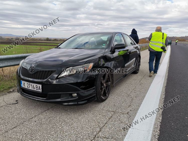 Жена пострада на магистралата при катастрофа заради насрещно движещ се автомобил 