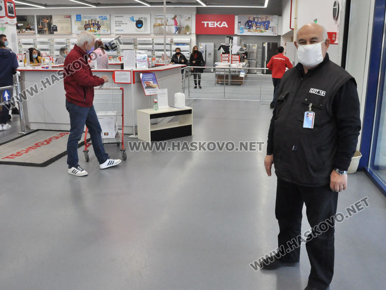 Черен петък! Пазарът се напълни, заради пандемията лаптопите най-търсени