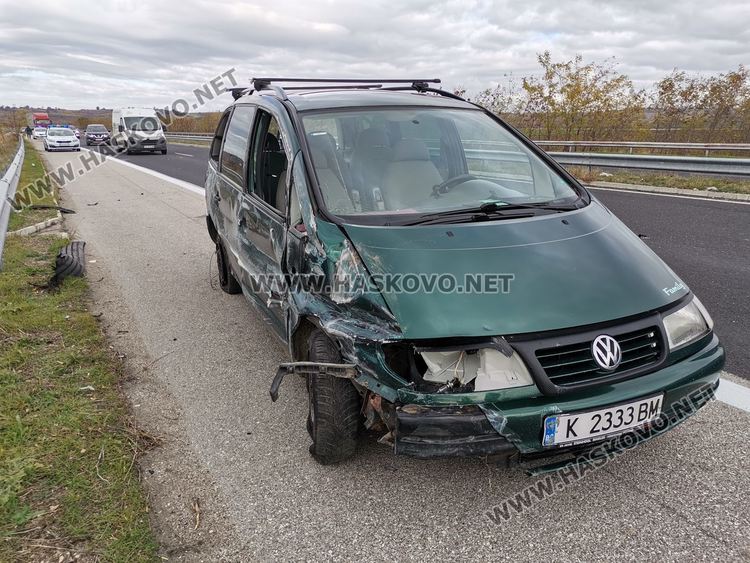 Жена пострада на магистралата при катастрофа заради насрещно движещ се автомобил 