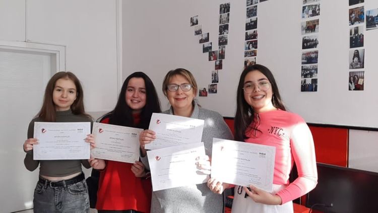 Славейковци с второ място на Ученическа научна сесия на БАН