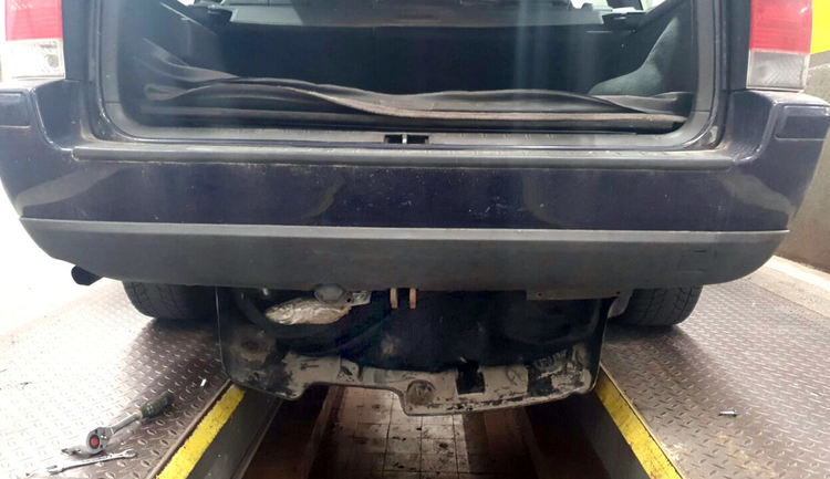 Арестуваха сърбин с близо 20 кг канабис, скрит в Субару