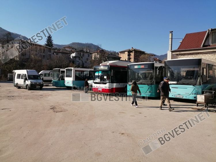 И смолянските превозвачи протестираха, спряха автобусите до Пловдив и София