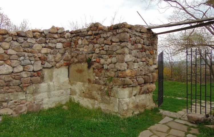 Историята за крепостта „Свети дух“ в Минерални бани 