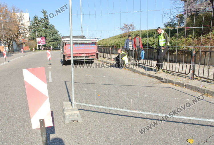 Затвориха част от бул. „Стефан Стамболов“ заради подмяна на водопровод