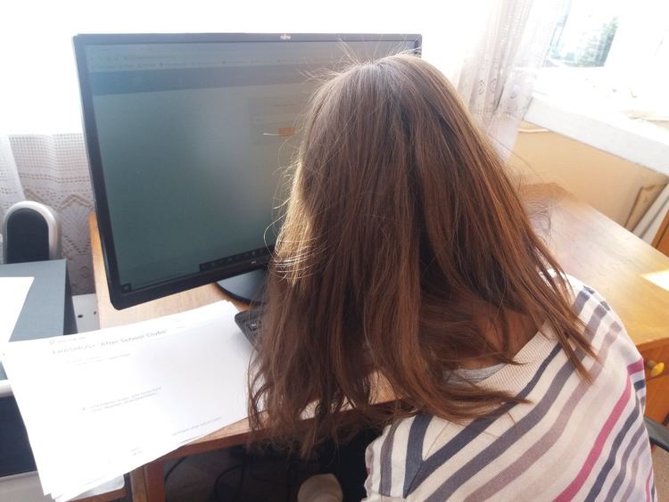 Ученици от Грохотно участват в международно състезание по програма "Еразъм+"