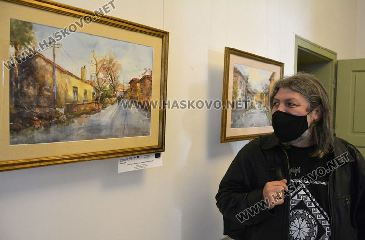 Красота за очите и радост за сърцето в пътуващата изложба „Цветове“