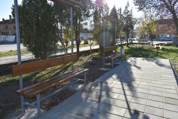 Новоизградена зона за отдих откриха в село Леново