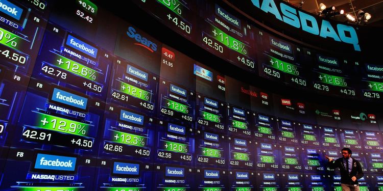 Рекордни индекси на Уолстрийт