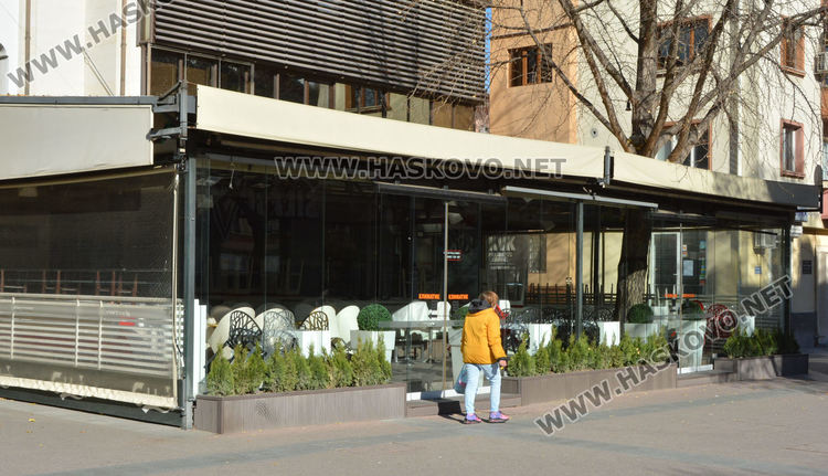 Заведенията, баровете, казината, училищата и градините остават затворени до 21 декември