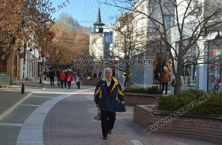 Заведенията, баровете, казината, училищата и градините остават затворени до 21 декември