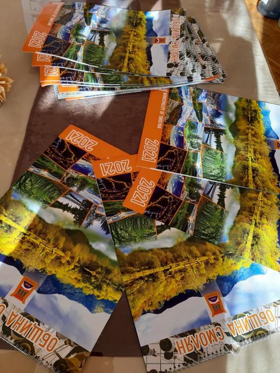 Ученици и учители от Професионалната гимназия по икономика подкрепят благотворителна кауза на община Смолян