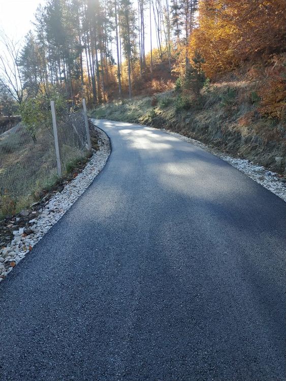 И в село Давидково се радват на нов асфалт