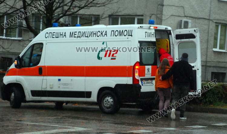 Бивш зам.-кмет на Хасково блъсна Фолксваген, двама в болница