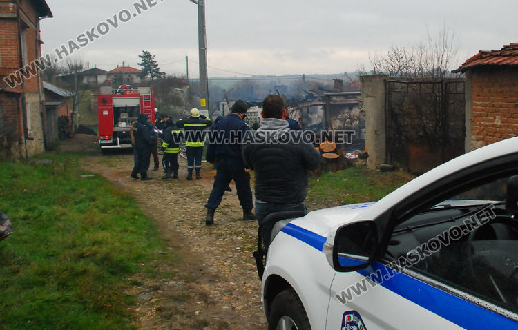 Подозират, че късо съединение е предизвикало пожара в къщата на загиналите съпрузи