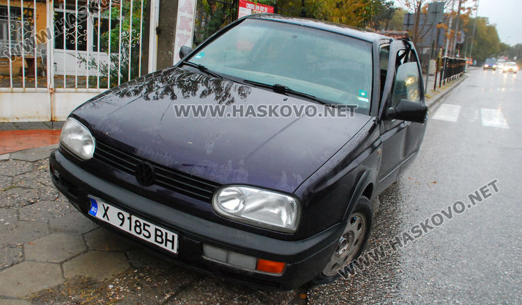 Пиян шофьор се заби в площадка на закусвалня на Кърджалийска