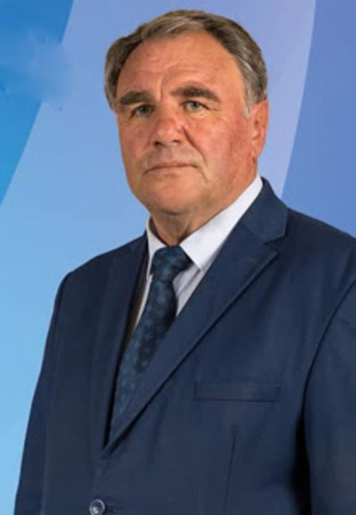 В Баните спускат черни знамена! Двудневен траур в памет на кмета си  Милен Белчев