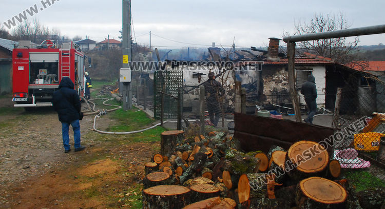 Подозират, че късо съединение е предизвикало пожара в къщата на загиналите съпрузи