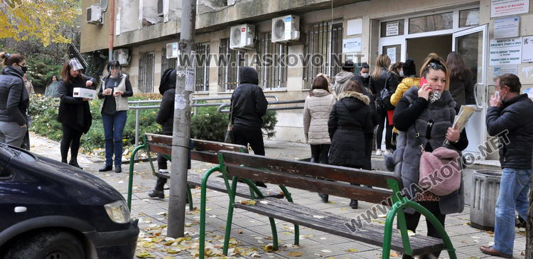 73 заявки за помощ за семейства с деца в ситуацията на коронавирус в Хасково