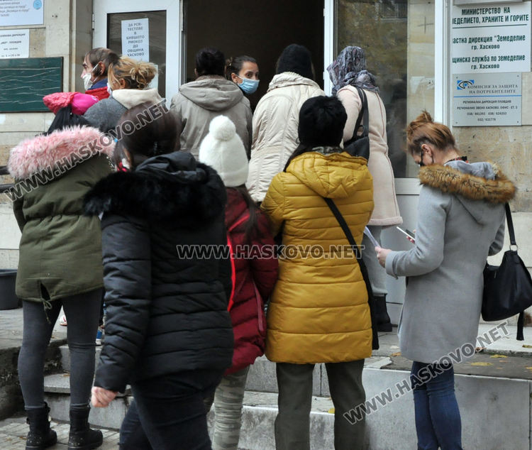 73 заявки за помощ за семейства с деца в ситуацията на коронавирус в Хасково